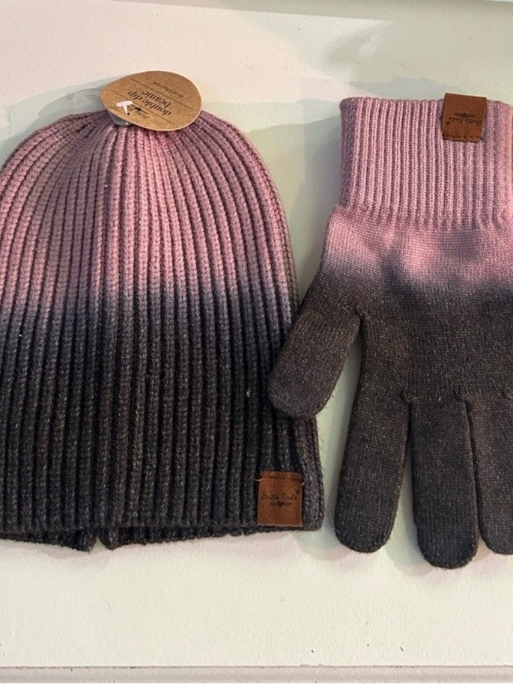 New Britts Knitts Beanie & Gloves